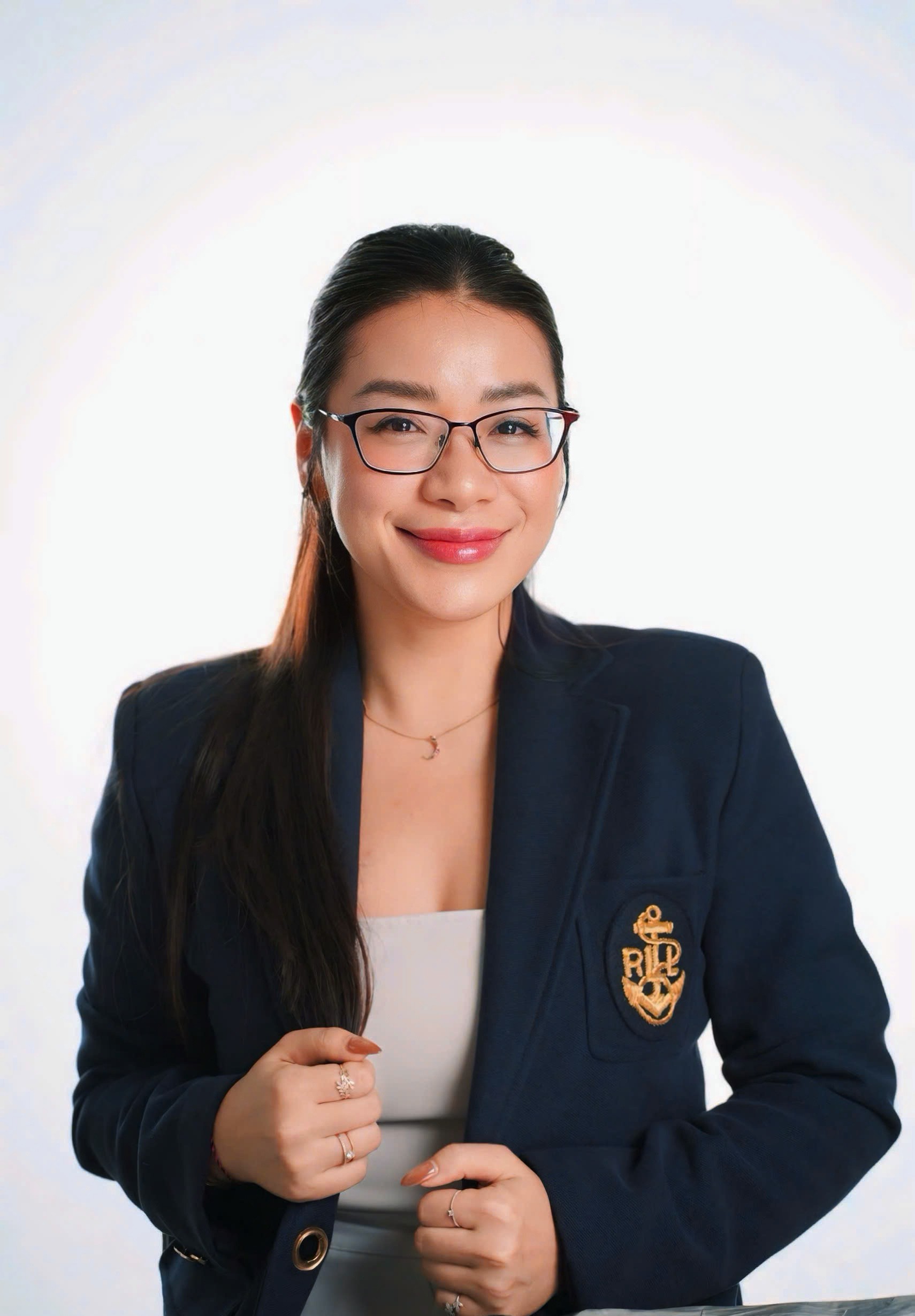 Ms. Nhung Hoang 